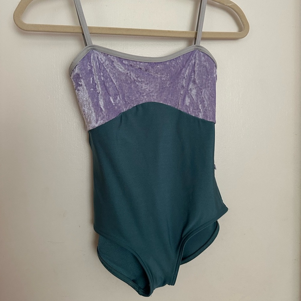 Yumiko leotard size M